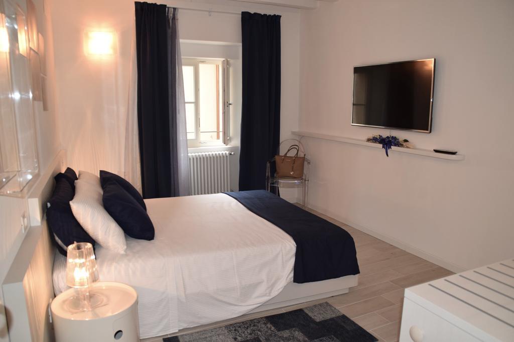 Verona White Lodge מראה חיצוני תמונה
