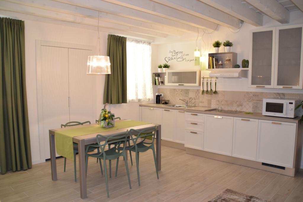 Verona White Lodge מראה חיצוני תמונה